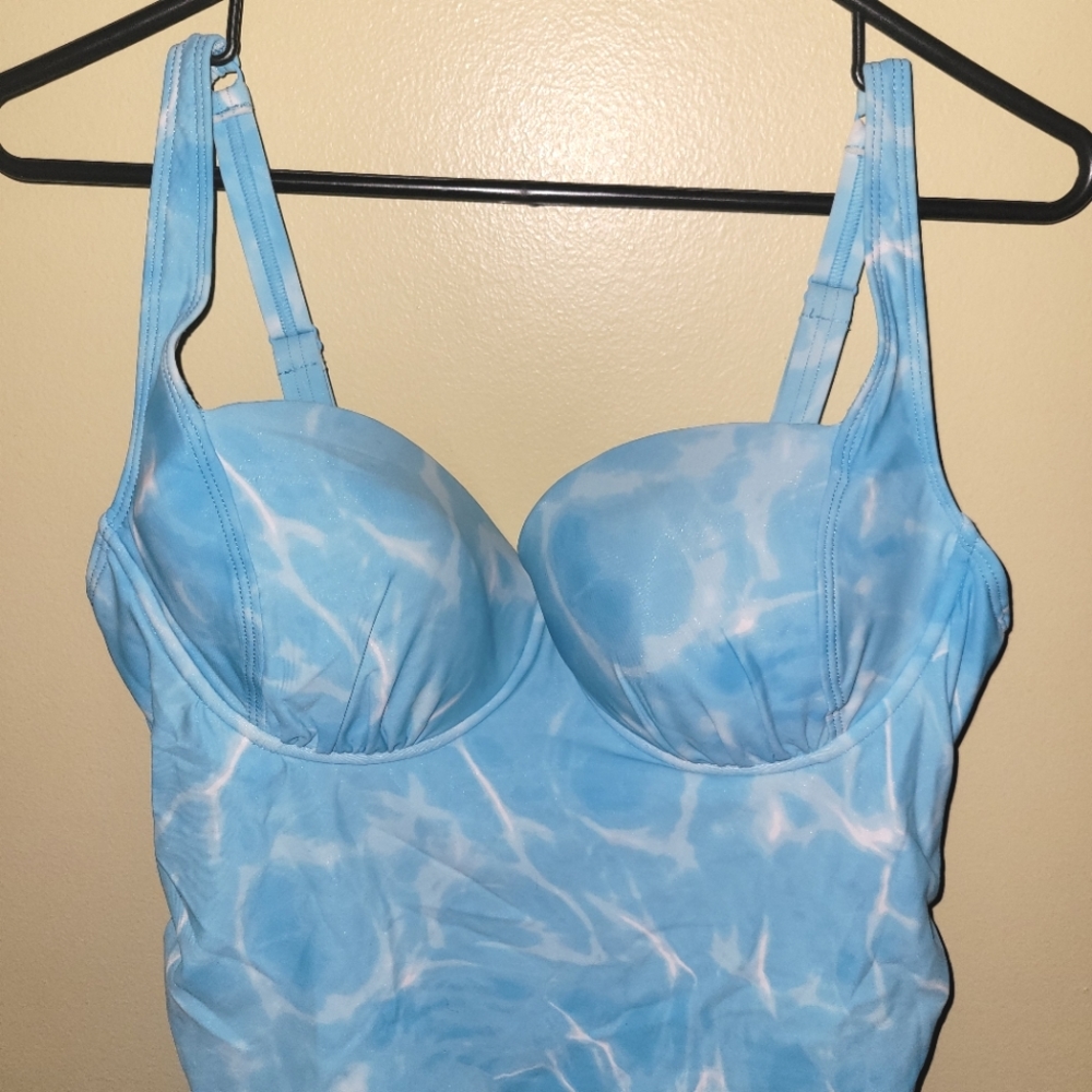 New Torrid Blue Push Up One-Piece Skirted Swimsuit 0 0X - Picture 3 of 12